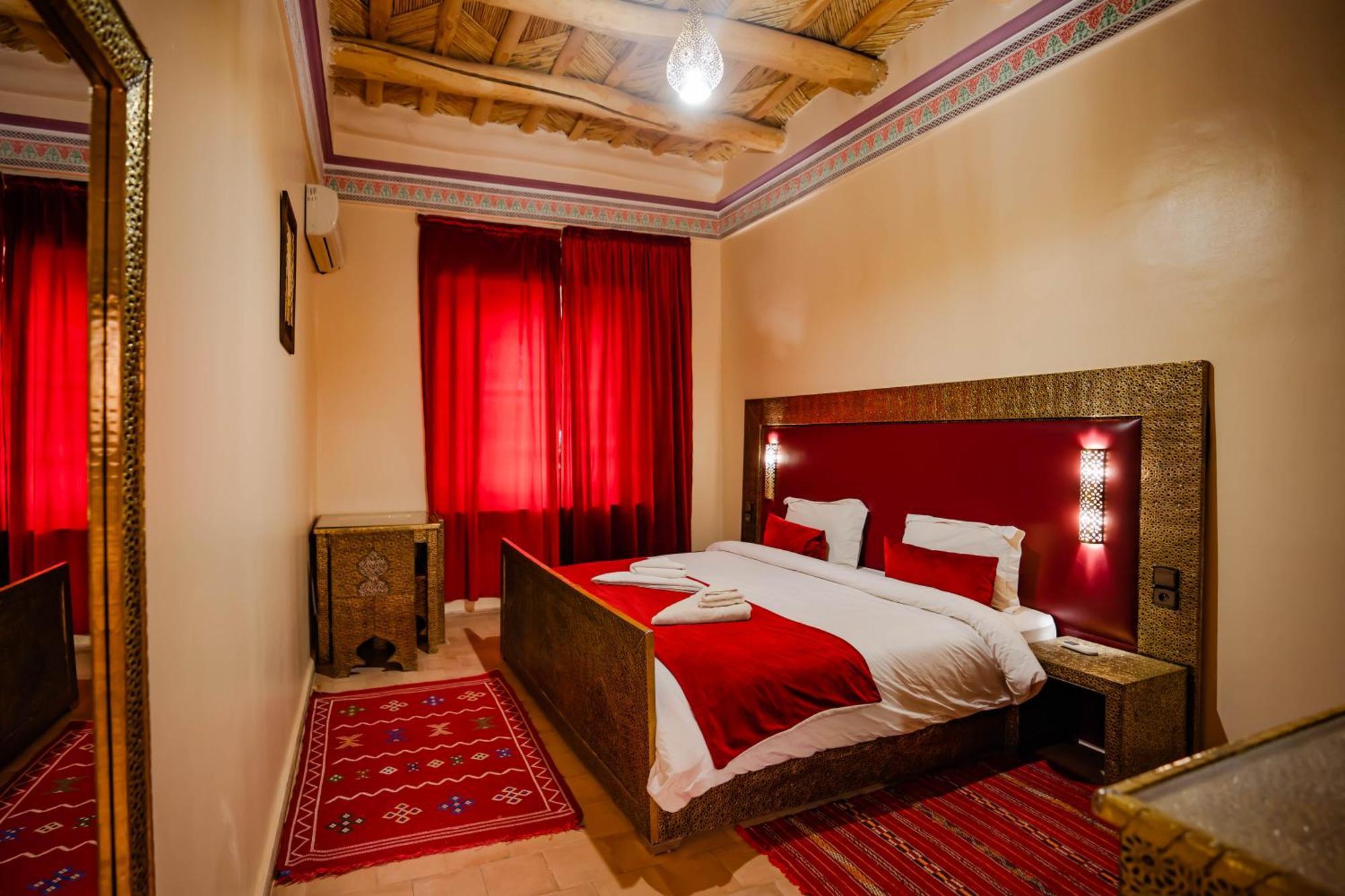 Bed and Breakfast Kasbah Tizzarouine Boumalne Exteriér fotografie