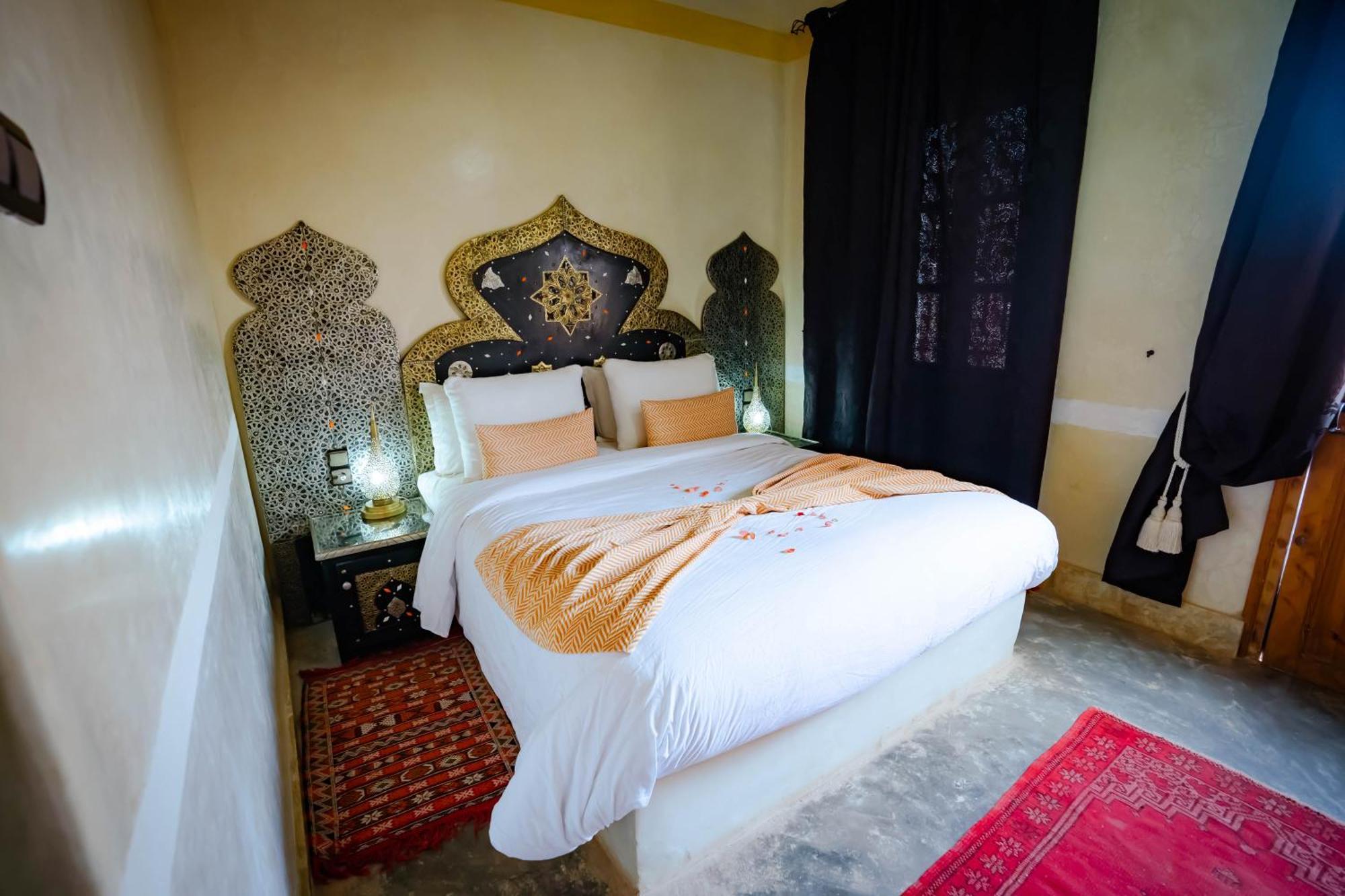 Bed and Breakfast Kasbah Tizzarouine Boumalne Exteriér fotografie